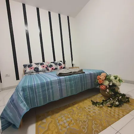 Chafbius Downtown Deluxe Tatil Evi